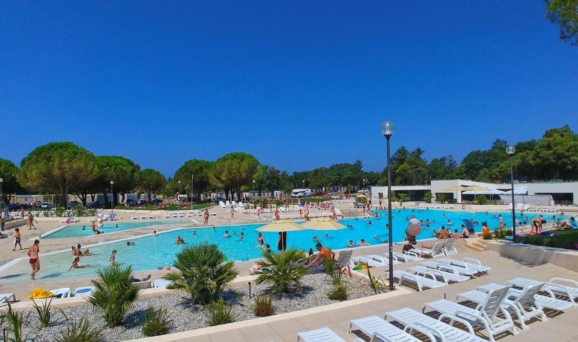 Easyatent Camping Stella Maris Умаг Екстериор снимка