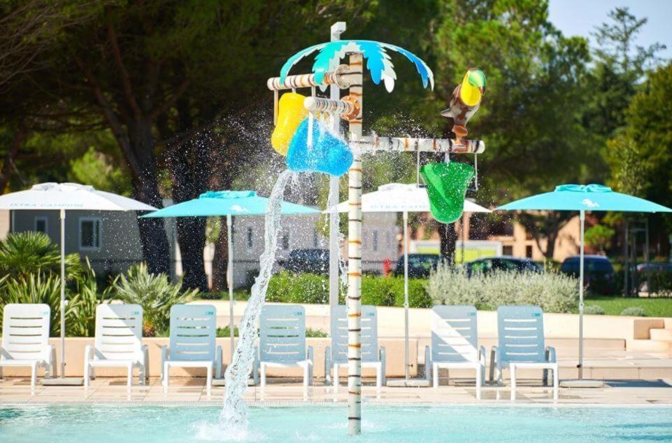 Easyatent Camping Stella Maris Умаг Екстериор снимка