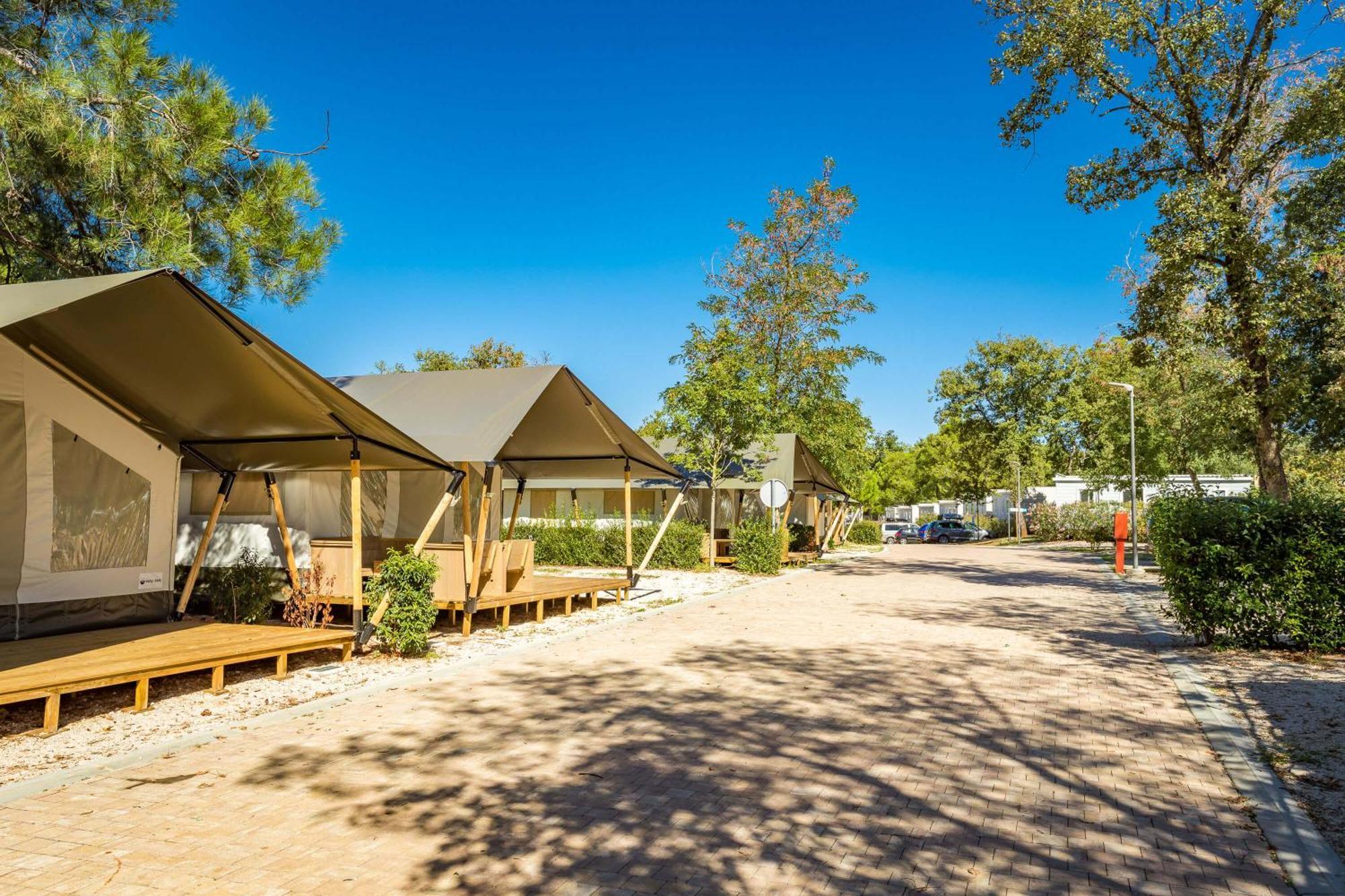 Easyatent Camping Stella Maris Умаг Стая снимка