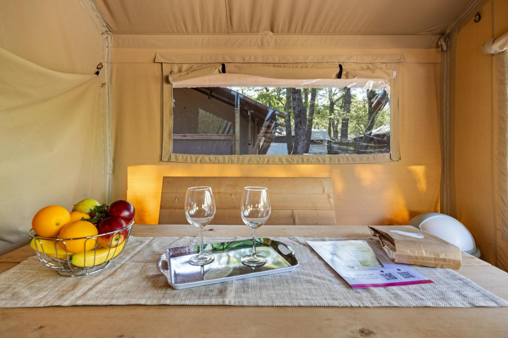 Easyatent Camping Stella Maris Умаг Стая снимка